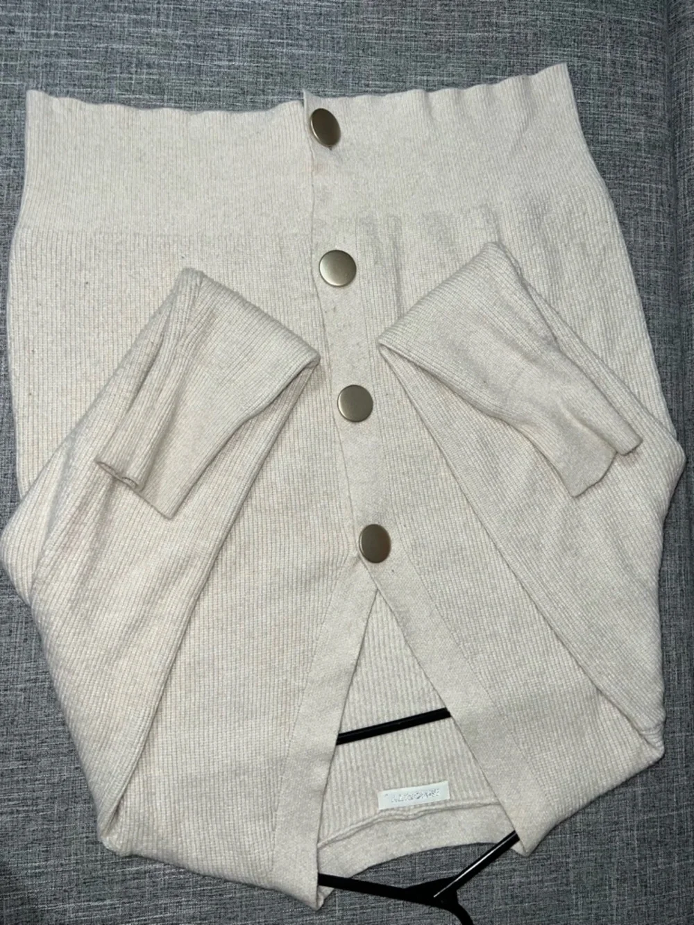 Cream Ribbed V-Neck Button-Front Cardigan Sweater - Picture 2 of 9
